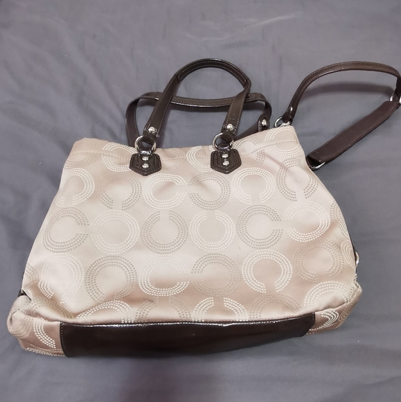 Coach purse - Picture 3 of 4